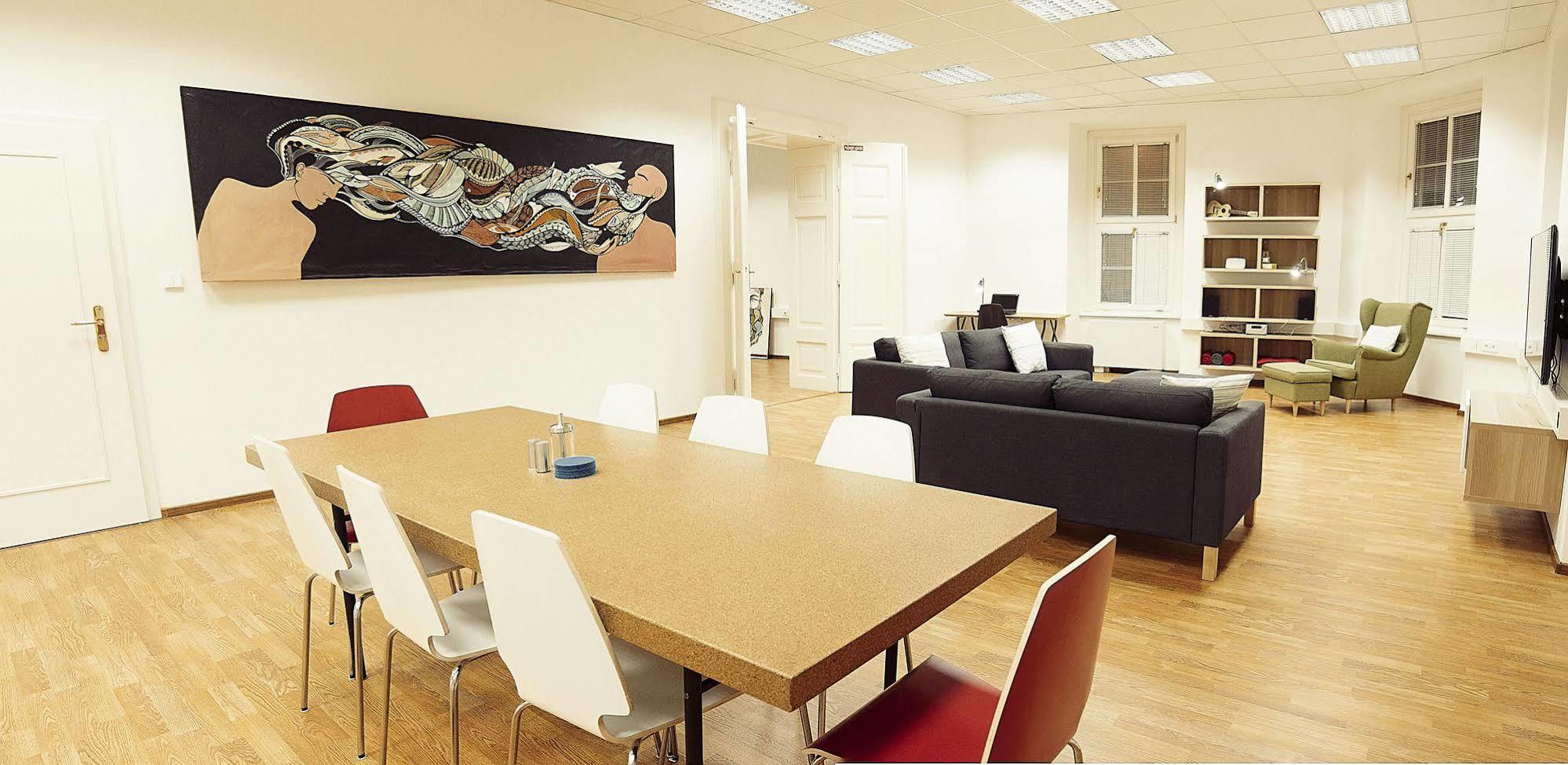 Folks Hostel Pressburg